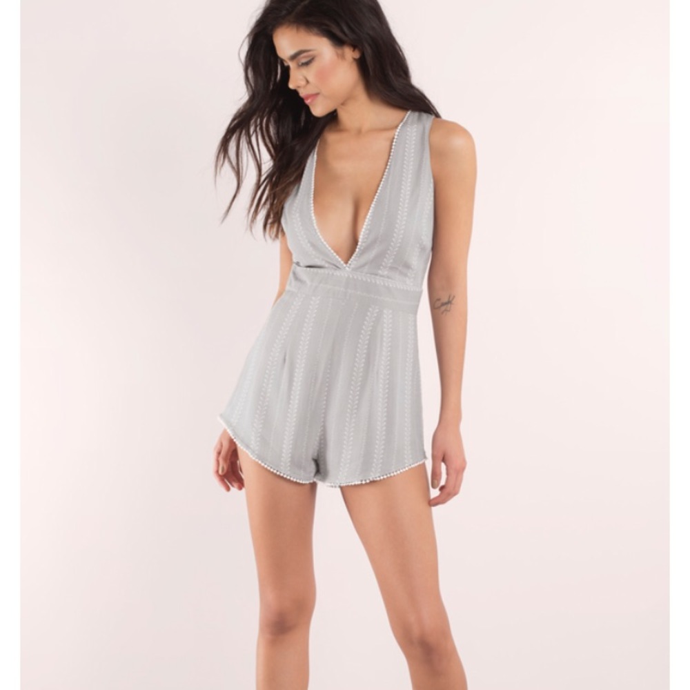 TOBI Gray and White Deep V Romper